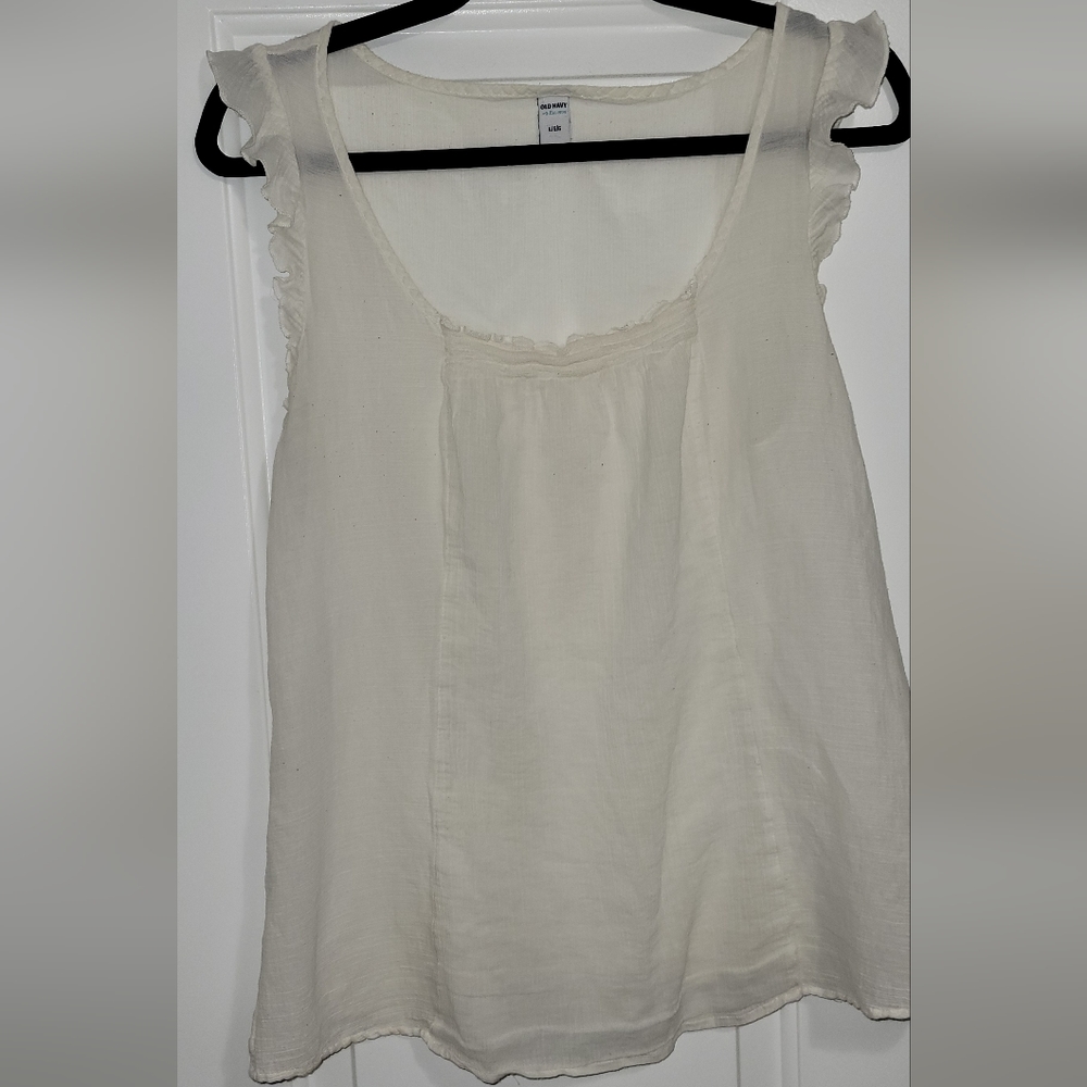 Old Navy Sleeveless blouse